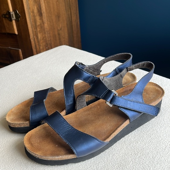 NAOT sandals, size 40. - Picture 2 of 9